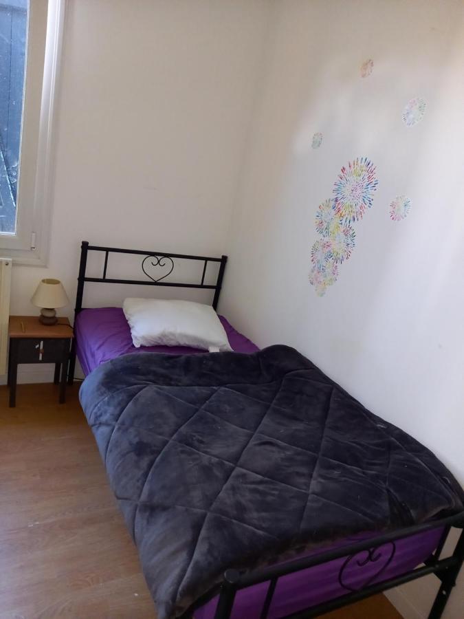 Nantes Aeroport 1-5 Couchages-Parking-Jardin Bouguenais Exterior foto